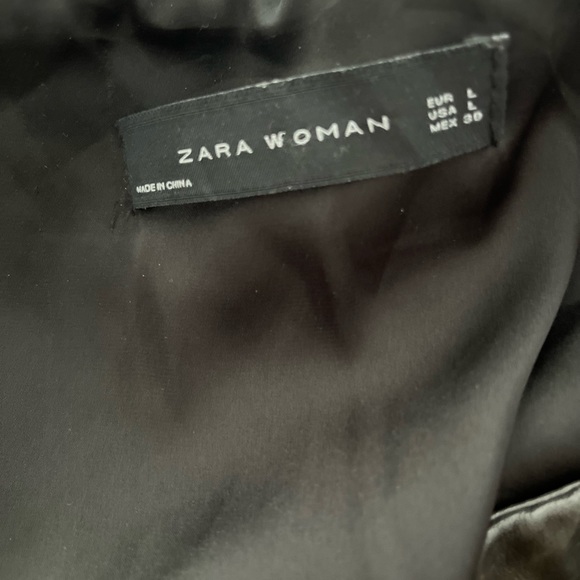 Zara Women Faux Fur Jacket - Picture 9 of 9